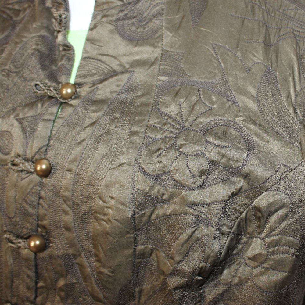 COLDWATER CREEK Olive Green Quilted Jacket Size Large Button Front Oriental L/S - Picture 9 of 13